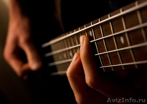 Веду уроки по бас-гитаре. 300 р/час - Изображение #1, Объявление #211866