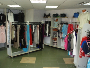 Торговое оборудование  для магазина одежды (продажа вывески)  - Изображение #4, Объявление #382078